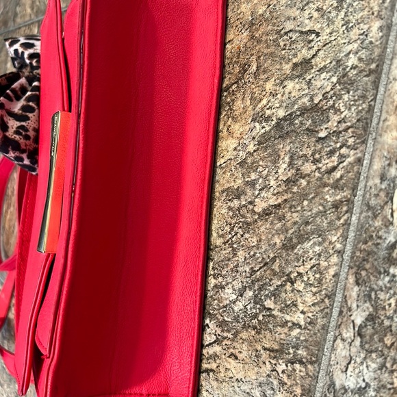 Betsy Johnson Red Animal Print Bow Satchel - Picture 4 of 14